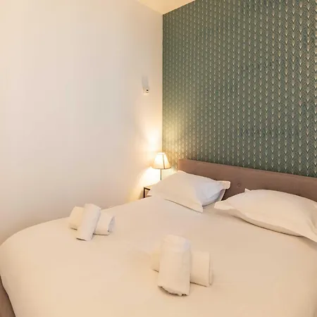 Dify Berlioz - Charpennes شقة